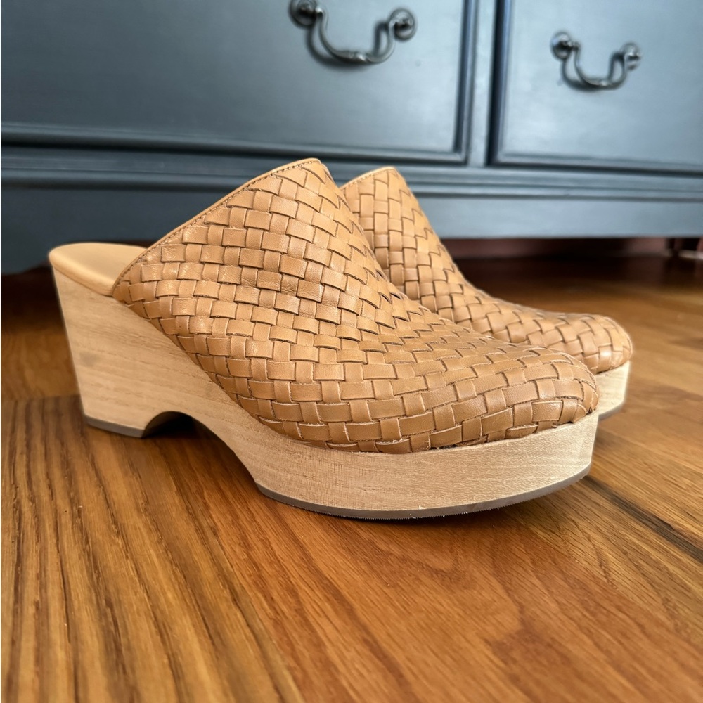 Everlane Clog Mules